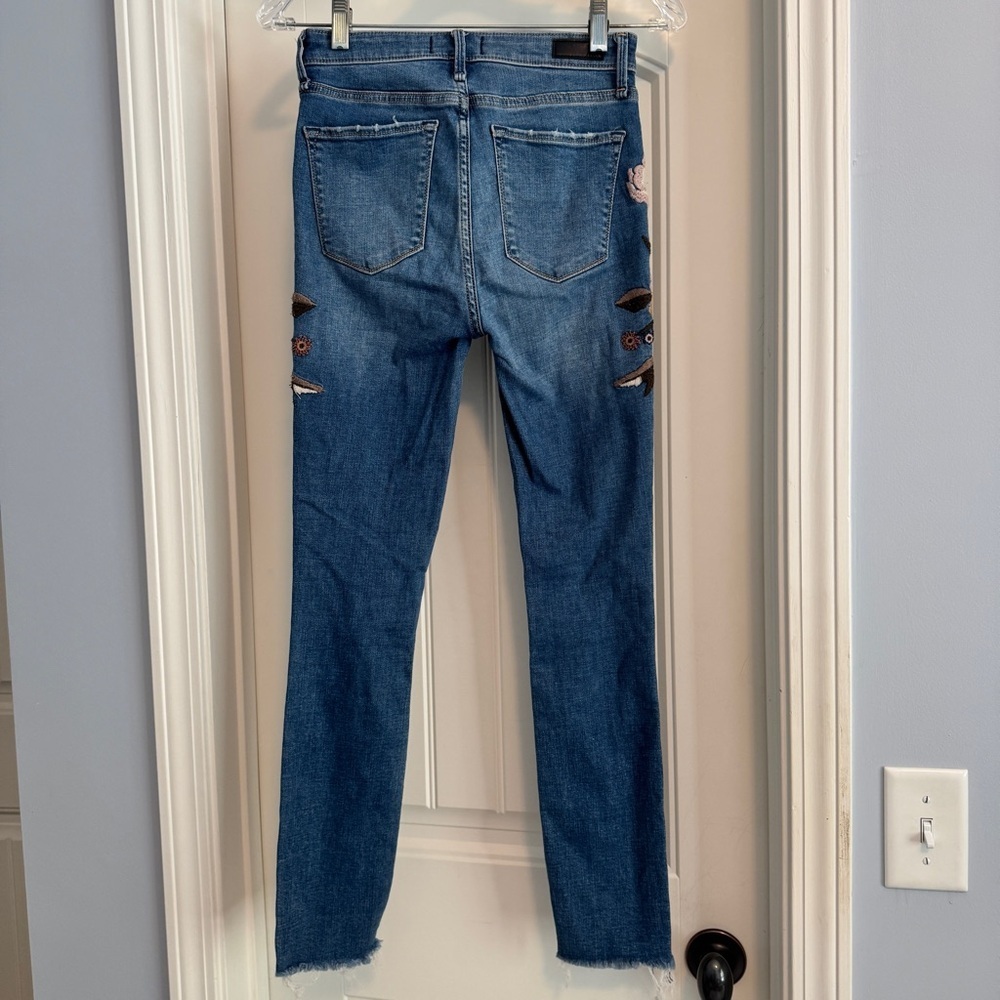 Abercrombie & Fitch Blue Skinny Jeans with Floral Embroidery - Picture 3 of 9